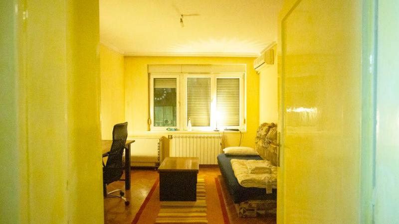 Private Cozy Room 1 With Shared Kitchen In Appartment, Downtown ベオグラード エクステリア 写真